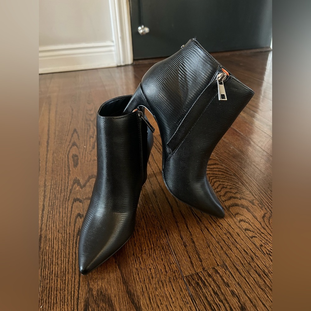 French Connection Ally Ankle bootie